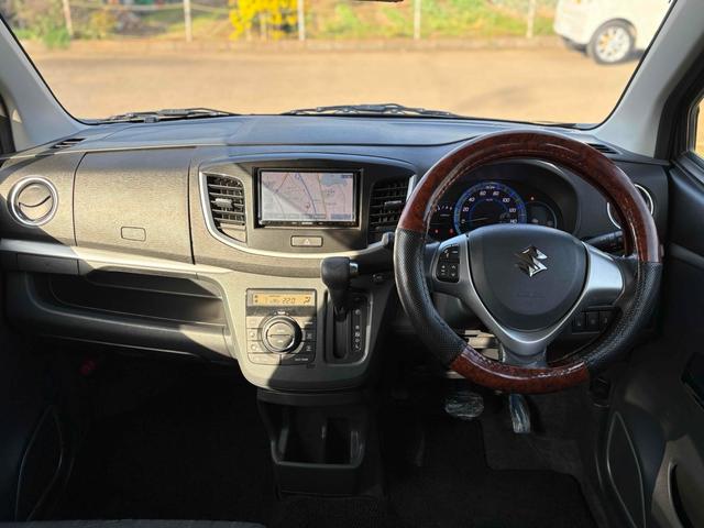 ワゴンRスティングレー X バックカメラ ナビ TV 衝突被害軽減システム オートライト HID スマートキー アイドリングストップ 電動格納ミラー シートヒーター ベンチシート CVT 盗難防止システム ABS ESC CD(3枚目)