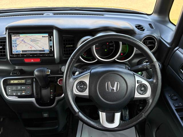 N-BOX G・ターボLパッケージ ドライブレコーダー ETC バックカメラ 両側電動スライドドア ナビ TV オートクルーズコントロール 衝突被害軽減システム オートライト スマートキー アイドリングストップ 電動格納ミラー(4枚目)