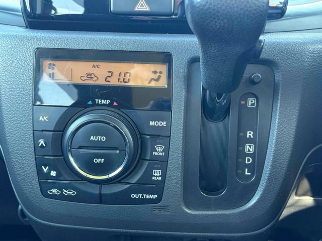 スペーシアカスタム ＴＳ　ワンオーナー　両側電動スライドドア　ナビ　ＴＶ　オートライト　ＨＩＤ　スマートキー　アイドリングストップ　電動格納ミラー　ベンチシート　ＣＶＴ　盗難防止システム　ＡＢＳ　ＣＤ　ＤＶＤ再生　ＵＳＢ（8枚目）