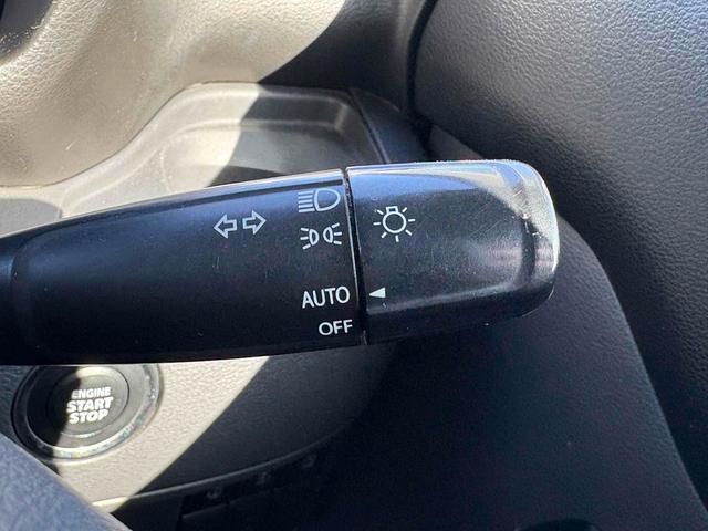 スペーシアカスタム ＴＳ　ワンオーナー　両側電動スライドドア　ナビ　ＴＶ　オートライト　ＨＩＤ　スマートキー　アイドリングストップ　電動格納ミラー　ベンチシート　ＣＶＴ　盗難防止システム　ＡＢＳ　ＣＤ　ＤＶＤ再生　ＵＳＢ（9枚目）