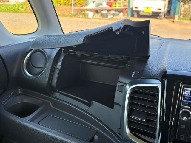 スペーシアカスタム ＴＳ　ワンオーナー　両側電動スライドドア　ナビ　ＴＶ　オートライト　ＨＩＤ　スマートキー　アイドリングストップ　電動格納ミラー　ベンチシート　ＣＶＴ　盗難防止システム　ＡＢＳ　ＣＤ　ＤＶＤ再生　ＵＳＢ（44枚目）