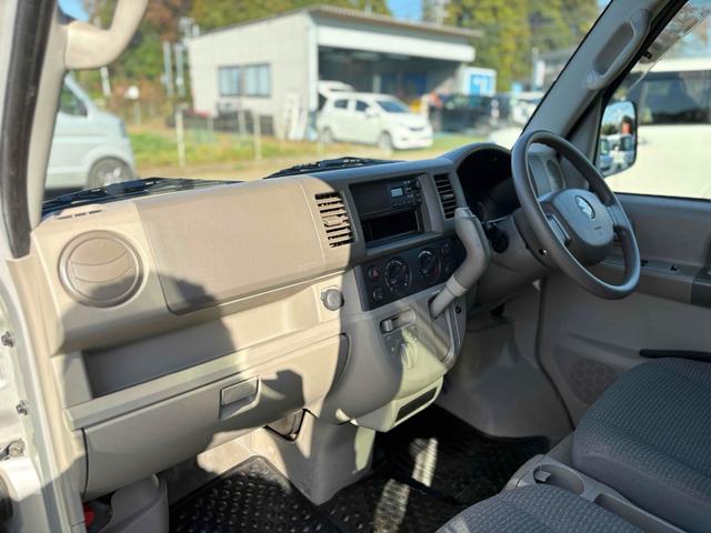 エブリイ PC 4WD AT 両側スライドドア キーレスエントリー 盗難防止システム エアコン パワーステアリング パワーウィンドウ 運転席エアバッグ 助手席エアバッグ(11枚目)