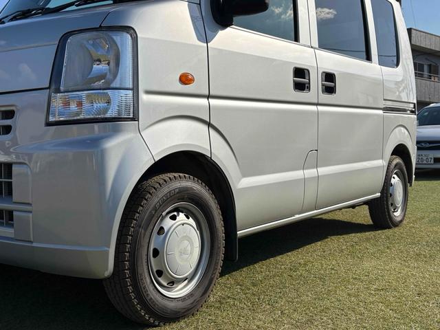 エブリイ PC 4WD AT 両側スライドドア キーレスエントリー 盗難防止システム エアコン パワーステアリング パワーウィンドウ 運転席エアバッグ 助手席エアバッグ(28枚目)