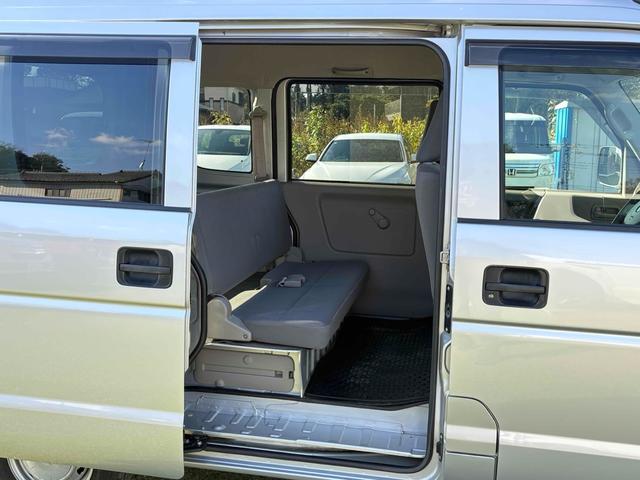 エブリイ PC 4WD AT 両側スライドドア キーレスエントリー 盗難防止システム エアコン パワーステアリング パワーウィンドウ 運転席エアバッグ 助手席エアバッグ(41枚目)