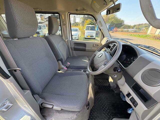 エブリイ PC 4WD AT 両側スライドドア キーレスエントリー 盗難防止システム エアコン パワーステアリング パワーウィンドウ 運転席エアバッグ 助手席エアバッグ(45枚目)