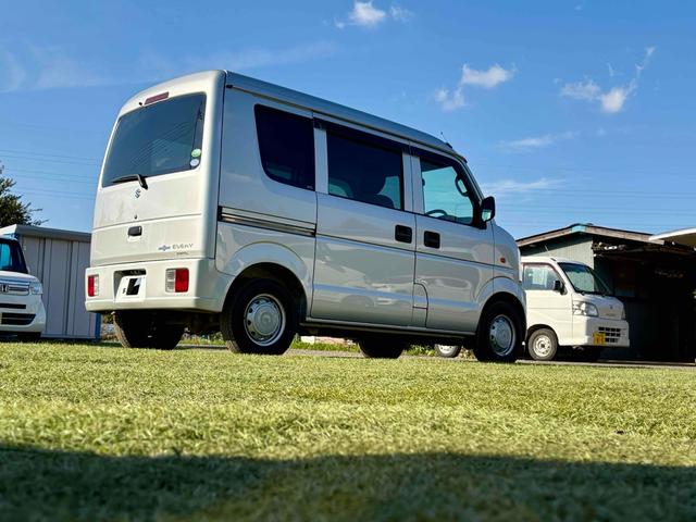 エブリイ PC 4WD AT 両側スライドドア キーレスエントリー 盗難防止システム エアコン パワーステアリング パワーウィンドウ 運転席エアバッグ 助手席エアバッグ(51枚目)