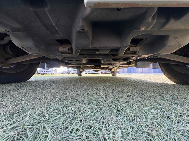 エブリイ PC 4WD AT 両側スライドドア キーレスエントリー 盗難防止システム エアコン パワーステアリング パワーウィンドウ 運転席エアバッグ 助手席エアバッグ(70枚目)