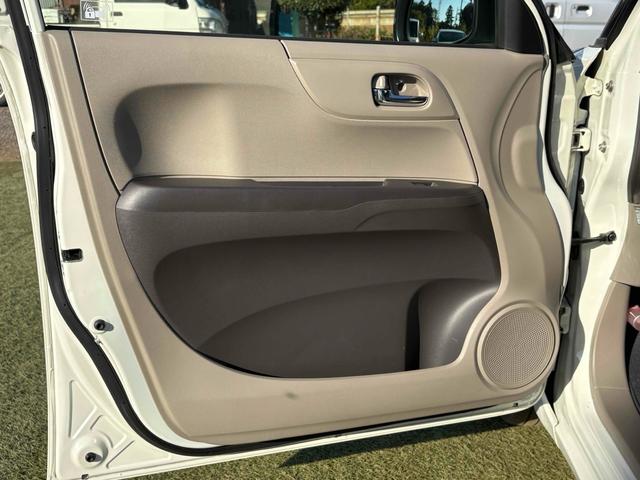 N-ONE ツアラー・Lパッケージ ETC バックカメラ オートクルーズコントロール オートライト HID スマートキー アイドリングストップ 電動格納ミラー ベンチシート CVT 盗難防止システム ABS ESC CD USB(33枚目)