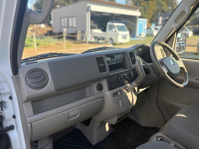 エブリイ PC AT 両側スライドドア キーレスエントリー 盗難防止システム エアコン パワーステアリング パワーウィンドウ 運転席エアバッグ 助手席エアバッグ(68枚目)