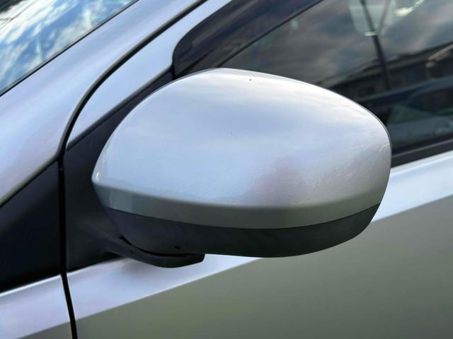 ミライース 　バックカメラ　ナビ　ＴＶ　クリアランスソナー　衝突被害軽減システム　オートマチックハイビーム　キーレスエントリー　アイドリングストップ　電動格納ミラー　ＣＶＴ　盗難防止システム　ＡＢＳ　ＥＳＣ　ＣＤ（30枚目）