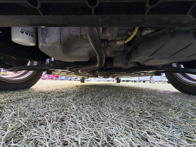 ミライース 　バックカメラ　ナビ　ＴＶ　クリアランスソナー　衝突被害軽減システム　オートマチックハイビーム　キーレスエントリー　アイドリングストップ　電動格納ミラー　ＣＶＴ　盗難防止システム　ＡＢＳ　ＥＳＣ　ＣＤ（63枚目）