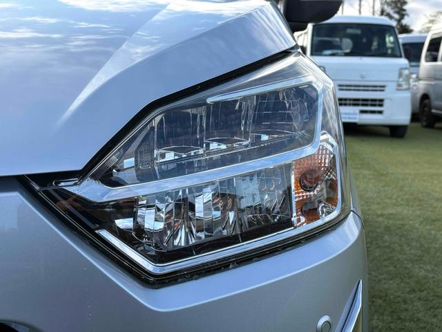 ミライース 　バックカメラ　ナビ　ＴＶ　クリアランスソナー　衝突被害軽減システム　オートマチックハイビーム　キーレスエントリー　アイドリングストップ　電動格納ミラー　ＣＶＴ　盗難防止システム　ＡＢＳ　ＥＳＣ　ＣＤ（70枚目）