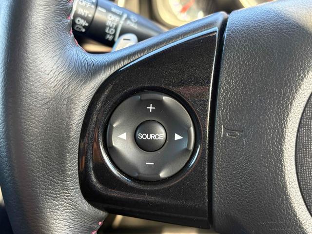 N-ONE プレミアム ツアラー・Lパッケージ ETC バックカメラ ナビ TV オートクルーズコントロール オートライト HID スマートキー アイドリングストップ 電動格納ミラー ベンチシート CVT 盗難防止システム ABS ESC CD(13枚目)