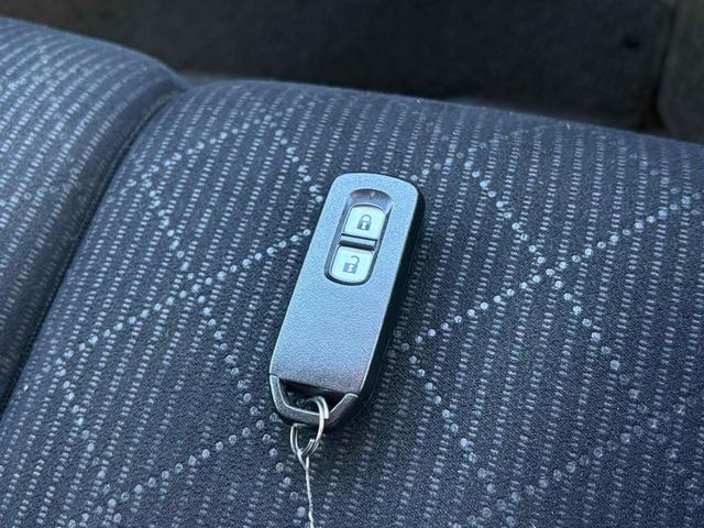 N-ONE プレミアム ツアラー・Lパッケージ ETC バックカメラ ナビ TV オートクルーズコントロール オートライト HID スマートキー アイドリングストップ 電動格納ミラー ベンチシート CVT 盗難防止システム ABS ESC CD(35枚目)