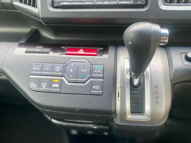 ステップワゴンスパーダ Ｚ　ＨＤＤナビエディション（29枚目）