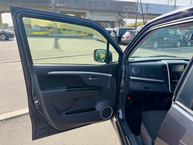 ワゴンＲスティングレー Ｘ（12枚目）