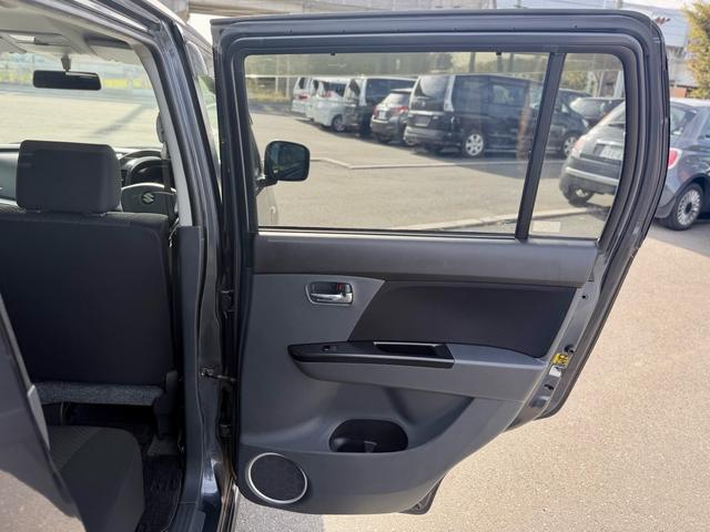 ワゴンＲスティングレー Ｘ（14枚目）