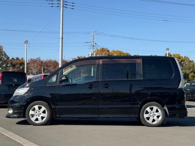 セレナ ハイウェイスター　Ｖエアロセレクション（8枚目）