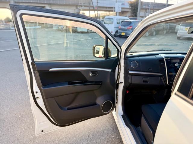 ワゴンＲスティングレー Ｘ（12枚目）