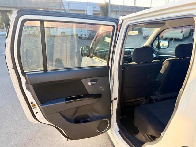 ワゴンＲスティングレー Ｘ（13枚目）