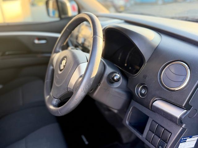 ワゴンＲスティングレー Ｘ（16枚目）