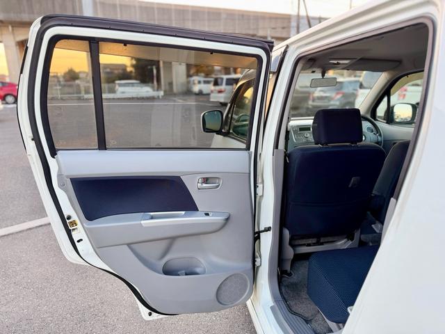 ワゴンＲ ＦＸリミテッド（13枚目）