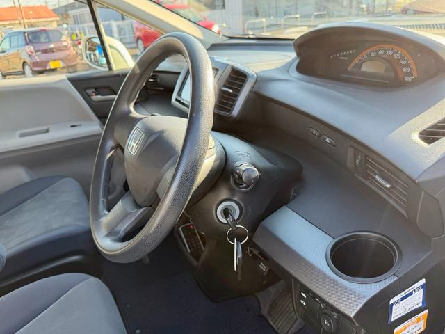 フリード Ｇ　ジャストセレクション（16枚目）