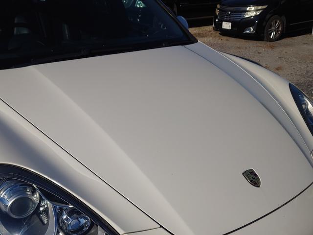 カイエン ベースグレード　ターボ仕様カスタム　サンルーフ　ブラックレザーインテリア　サンルーフ　２１インチＡＷ　スペアキー（9枚目）