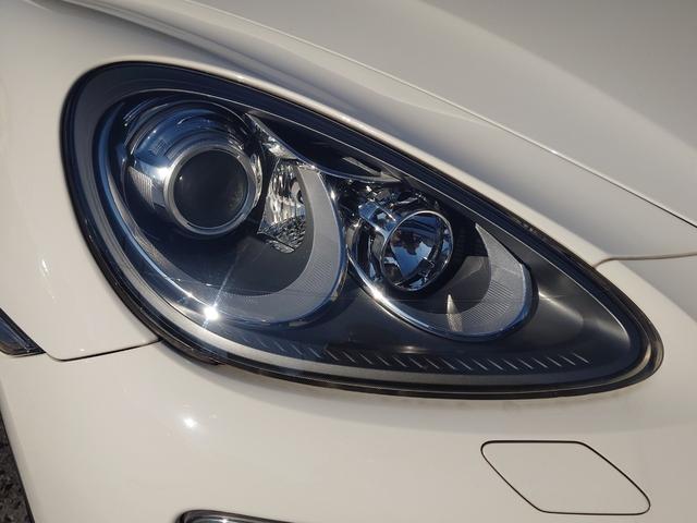 カイエン ベースグレード　ターボ仕様カスタム　サンルーフ　ブラックレザーインテリア　サンルーフ　２１インチＡＷ　スペアキー（11枚目）