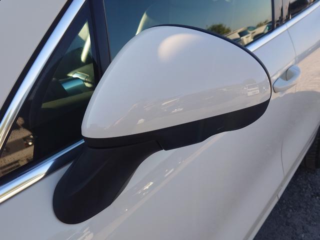 カイエン ベースグレード　ターボ仕様カスタム　サンルーフ　ブラックレザーインテリア　サンルーフ　２１インチＡＷ　スペアキー（16枚目）