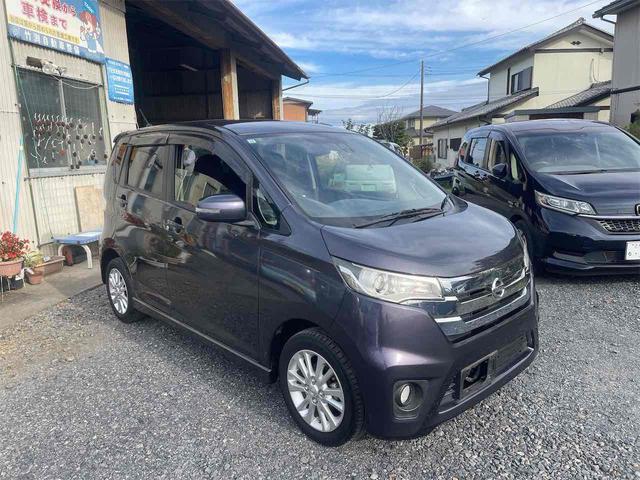 デイズ ハイウェイスターＸ　Ｖセレクション＋セーフティＩＩ　ＥＴＣ　全周囲カメラ　衝突被害軽減システム　ＨＩＤ　スマートキー　アイドリングストップ　電動格納ミラー　シートヒーター　ベンチシート　ＣＶＴ　盗難防止システム　ＡＢＳ　ＥＳＣ　ＣＤ（13枚目）