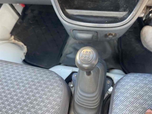 ハイゼットトラック 　４ＷＤ　軽トラック　ＭＴ　エアコン（4枚目）