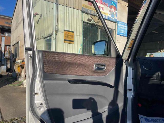 ルークス ハイウェイスター　両側スライド・片側電動　ナビ　ＴＶ　オートライト　ＨＩＤ　スマートキー　電動格納ミラー　ベンチシート　ＣＶＴ　盗難防止システム　ＡＢＳ　ＣＤ　ＤＶＤ再生　アルミホイール　衝突安全ボディ　エアコン（50枚目）