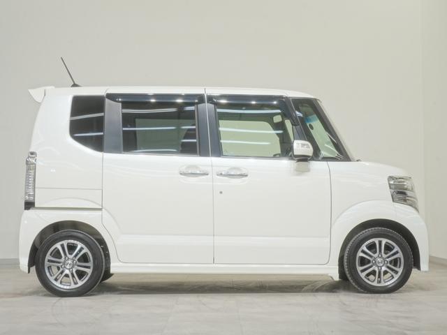 N-BOXカスタム G・Lパッケージ ワンオーナー インターナビ バックカメラ HIDオートライト アイドリングストップ車 USBポート 1オーナー スマキ- 両側スライドドア パワーウィンドウ 盗難防止システム オートエアコン パワステ(6枚目)