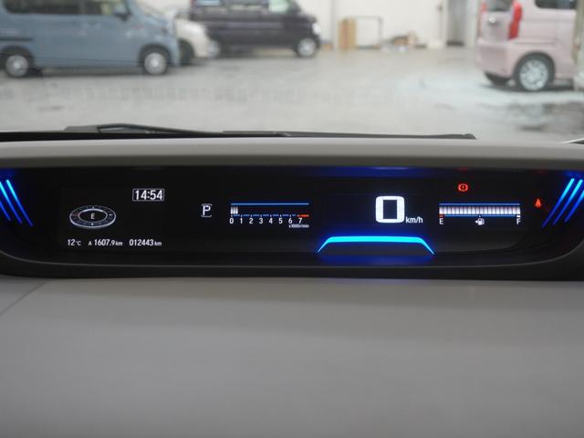 フリード Ｇ・ホンダセンシング　インターナビドライブレコーダー両側電動スライドドアパーキングセンサーＬＥＤオートライトアクティブコーナリングライトサイドエアバッグサイドカーテンエアバッグＳパッケージ　Ｆセグ　追突被害軽減ブレーキ（17枚目）