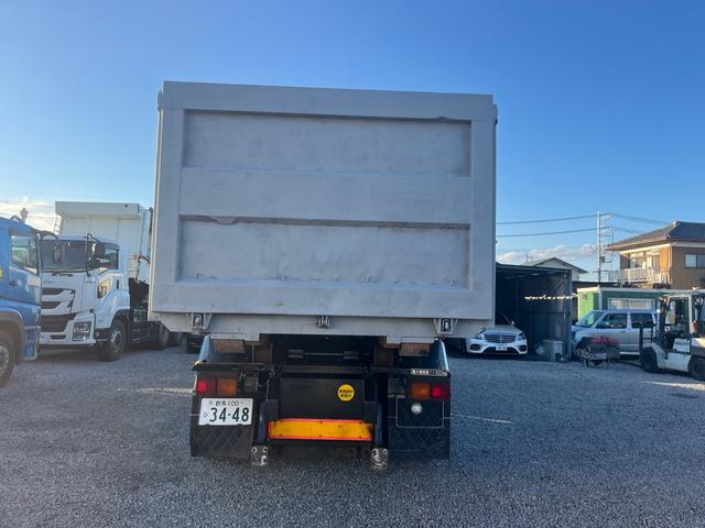 ISUZU GIGA BASEGRADE