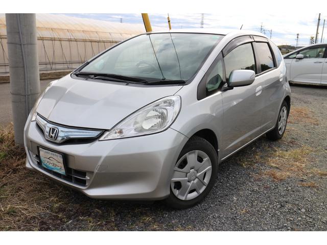 フィットハイブリッド ベースグレード 運転席助手席エアバック Cコントロール キーレスエントリーキー パワーウィンドウ イモビライザー AUTOエアコン ABS PS 運転席エアバック(45枚目)