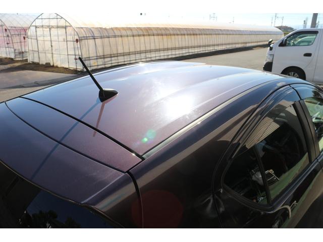 アクア Ｇ　パワーウィンドウ　ＡＢＳ　パワーステアリング　運転席，助手席エアバッグ　ワンセグ純正ナビ　バックカメラ　ステアリングリモコン　ＥＴＣ　Ｐスタート　電動格納ミラー（13枚目）