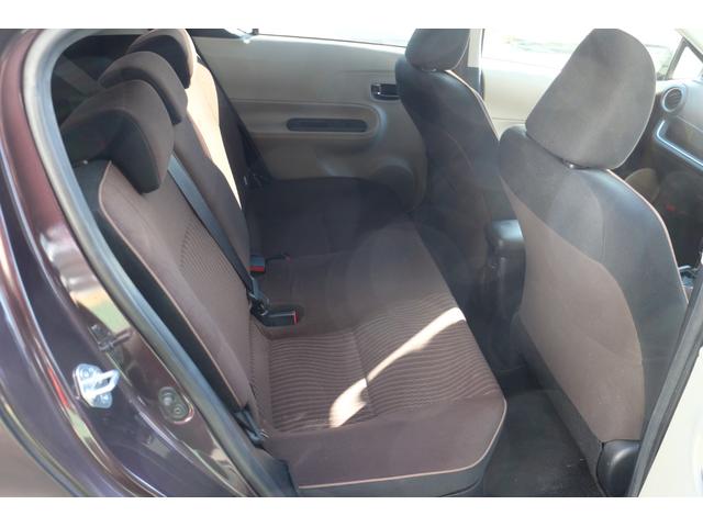 アクア Ｇ　パワーウィンドウ　ＡＢＳ　パワーステアリング　運転席，助手席エアバッグ　ワンセグ純正ナビ　バックカメラ　ステアリングリモコン　ＥＴＣ　Ｐスタート　電動格納ミラー（19枚目）