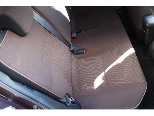 アクア Ｇ　パワーウィンドウ　ＡＢＳ　パワーステアリング　運転席，助手席エアバッグ　ワンセグ純正ナビ　バックカメラ　ステアリングリモコン　ＥＴＣ　Ｐスタート　電動格納ミラー（20枚目）