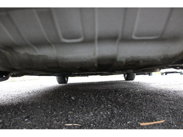 フリードハイブリッド ジャストセレクション 両側パワースライドドア スマートキー 社外アルミホイール ハーフレザーシート HIDヘッドライト フォグランプ クルーズコントロール ETC 横滑り防止装置 電動格納ミラー 純正ナビ バックカメラ(30枚目)