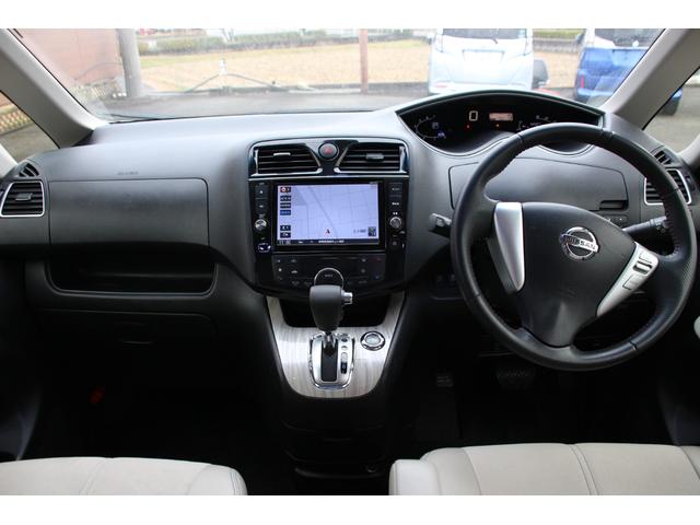 セレナ ハイウェイスターG S-HVアドバンスドセーフティ プレミアムハイコントラストインテリア アラウンドビュー 社外後席モニター LEDライト フォグ 両側パワースライドドア 純正ナビフルセグBluetooth対応 VDC エマージェンシーブレーキ ETC(5枚目)