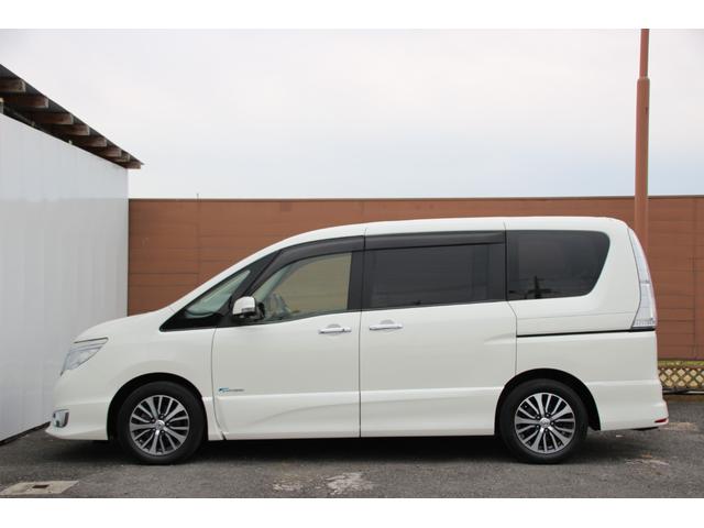 セレナ ハイウェイスターG S-HVアドバンスドセーフティ プレミアムハイコントラストインテリア アラウンドビュー 社外後席モニター LEDライト フォグ 両側パワースライドドア 純正ナビフルセグBluetooth対応 VDC エマージェンシーブレーキ ETC(8枚目)