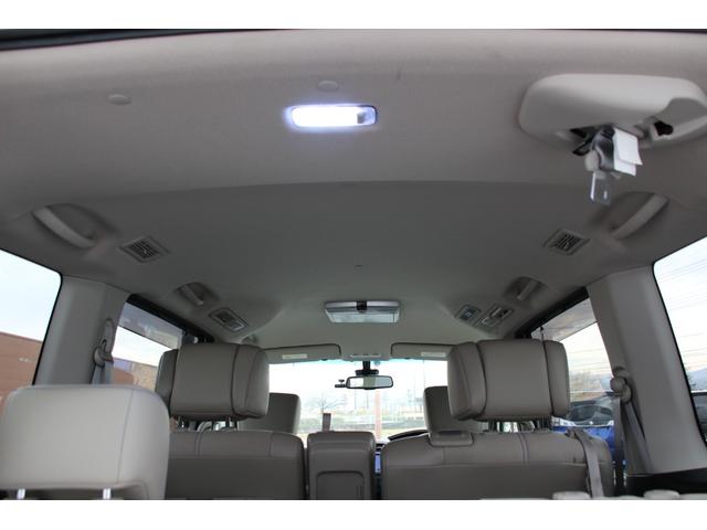 セレナ ハイウェイスターG S-HVアドバンスドセーフティ プレミアムハイコントラストインテリア アラウンドビュー 社外後席モニター LEDライト フォグ 両側パワースライドドア 純正ナビフルセグBluetooth対応 VDC エマージェンシーブレーキ ETC(15枚目)