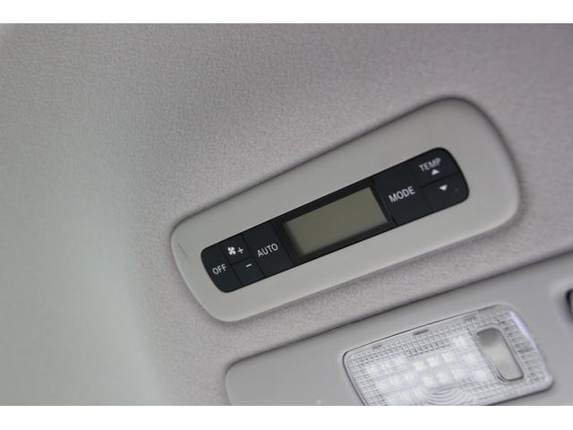 セレナ ハイウェイスターG S-HVアドバンスドセーフティ プレミアムハイコントラストインテリア アラウンドビュー 社外後席モニター LEDライト フォグ 両側パワースライドドア 純正ナビフルセグBluetooth対応 VDC エマージェンシーブレーキ ETC(17枚目)