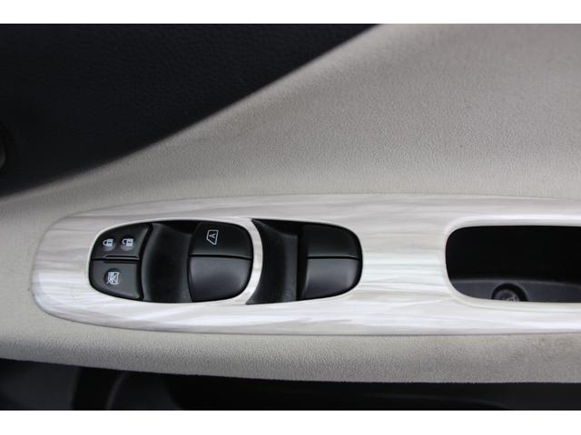 セレナ ハイウェイスターG S-HVアドバンスドセーフティ プレミアムハイコントラストインテリア アラウンドビュー 社外後席モニター LEDライト フォグ 両側パワースライドドア 純正ナビフルセグBluetooth対応 VDC エマージェンシーブレーキ ETC(41枚目)