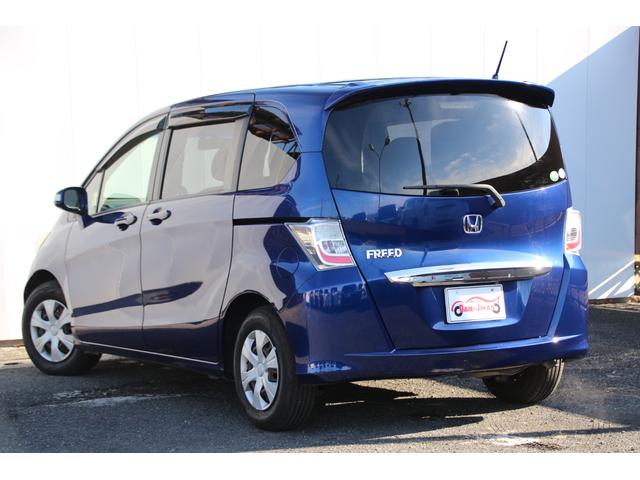 フリード Ｇ　ジャストセレクション　ギャザーズナビワンセグＤＶＤ再生　ＥＴＣ　バックカメラ　パワースライドドア　スマートキー　ＨＩＤヘッドライト　電動格納ミラー　横滑り防止装置　ウインカーミラー　リヤスポイラー（12枚目）