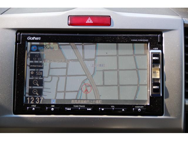 フリード Ｇ　ジャストセレクション　ギャザーズナビワンセグＤＶＤ再生　ＥＴＣ　バックカメラ　パワースライドドア　スマートキー　ＨＩＤヘッドライト　電動格納ミラー　横滑り防止装置　ウインカーミラー　リヤスポイラー（13枚目）