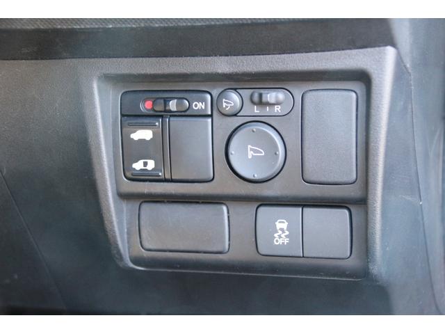 フリード Ｇ　ジャストセレクション　ギャザーズナビワンセグＤＶＤ再生　ＥＴＣ　バックカメラ　パワースライドドア　スマートキー　ＨＩＤヘッドライト　電動格納ミラー　横滑り防止装置　ウインカーミラー　リヤスポイラー（37枚目）