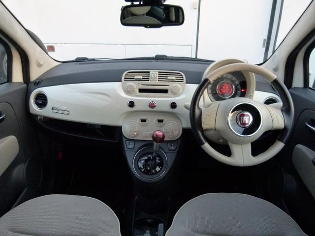 ５００ ツインエア　スポーツ　電動ガラスルーフ　ダッシュボード割れなし　障害物センサー　パワーステアリング　パワーウィンドウ　ＥＴＣ　運転席エアバッグ　キーレスエントリー　エアコン　盗難防止システム　禁煙車　ＡＢＳ（11枚目）